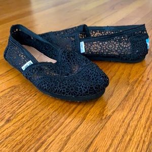 Tom’s Classic Black Crochet Slip-ons size 7.5